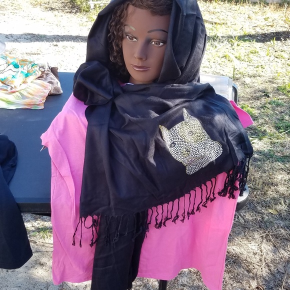 Scarf - Picture 3 of 3